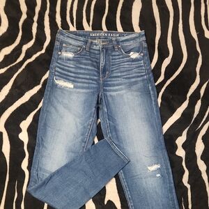 American Eagle Outfitters Women's Distressed Blue Skinny Jeans